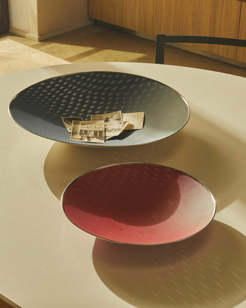 Cohncave red and violet, cm 33 || inch 13″ Centrepiece Alessi 1