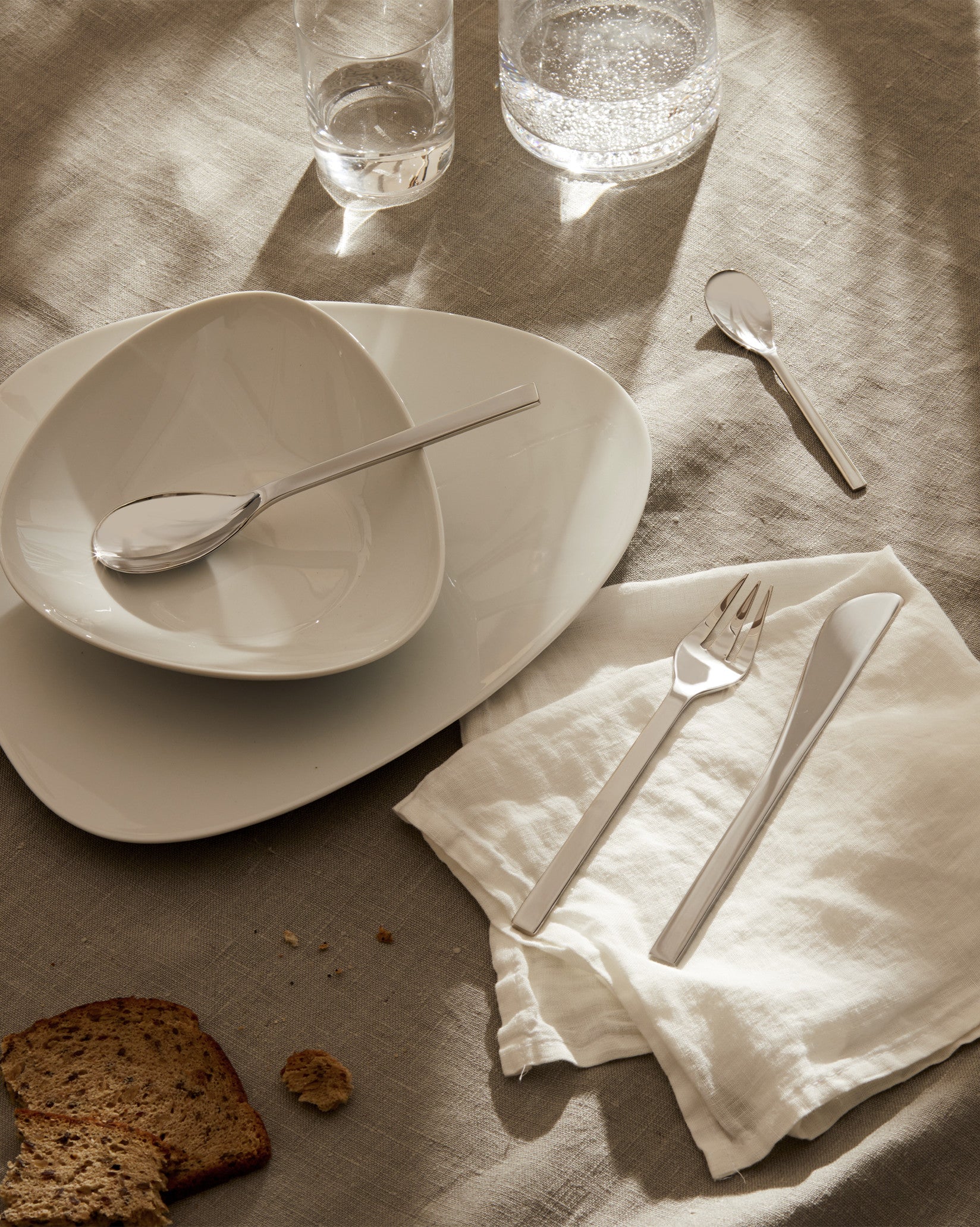 Colombina collection Default Title Cutlery set 16 pieces Alessi 1