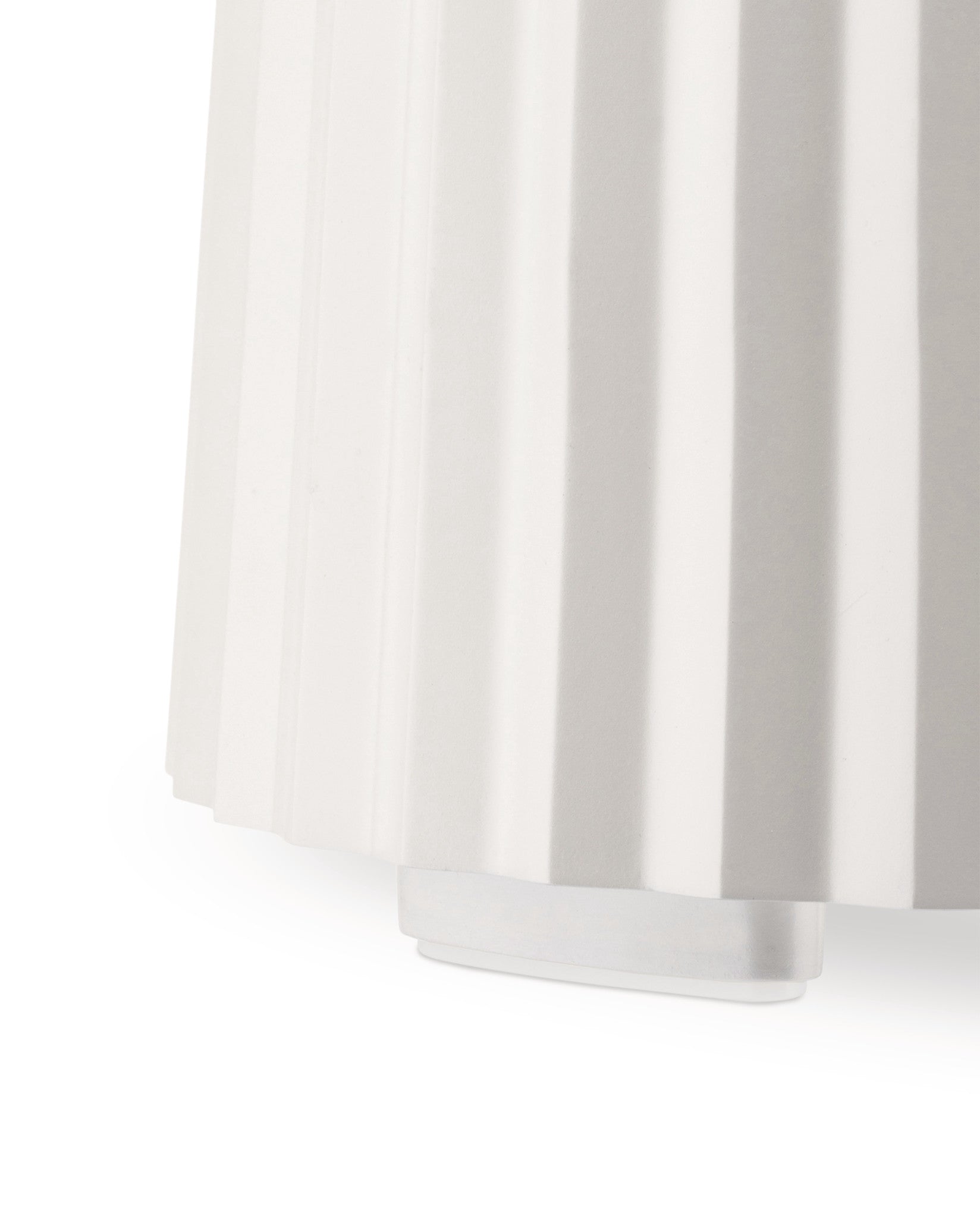 Plissé white Blender. European plug Alessi 2