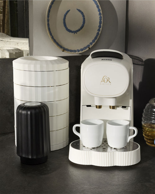 Plissé Default Title Portioned capsule coffee machine. European plug. Alessi 2