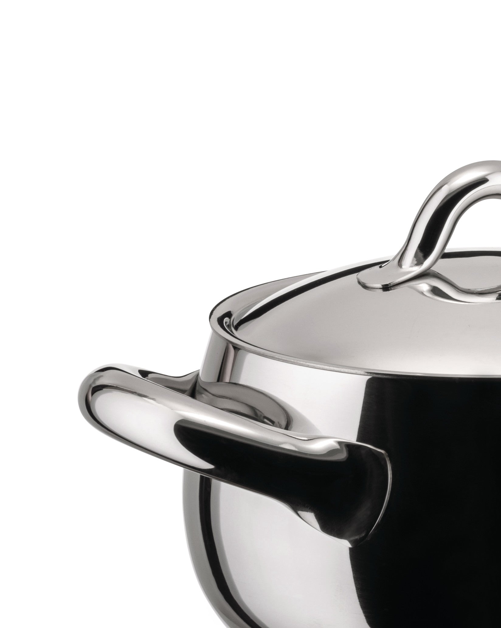 Mami cm 16 || inch 6¼″ Casserole with two handles Alessi